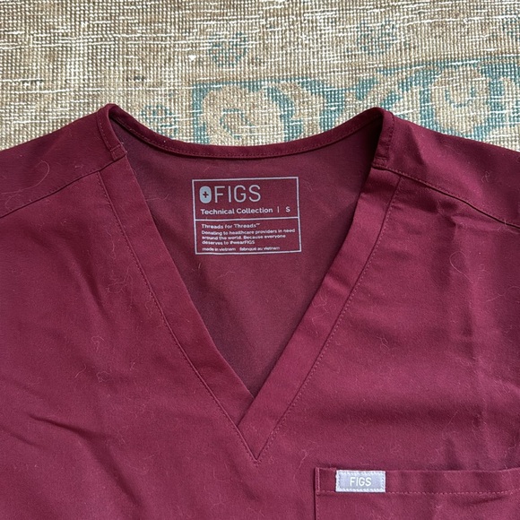 Figs set- joggers + one pocket top - Picture 3 of 3